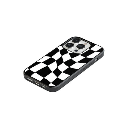Black & White Wavy Checkered Glass Case