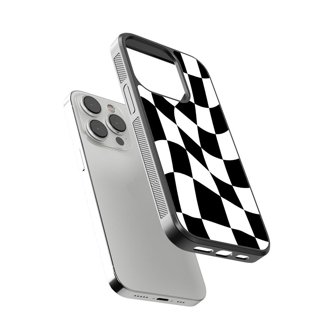 Black & White Wavy Checkered Glass Case